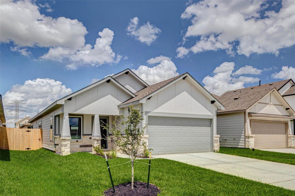 6463 Escondido Drive, Rosharon, TX 77583
