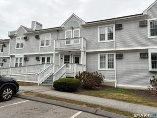 82 Longview Street 36, Waterford, CT 06385