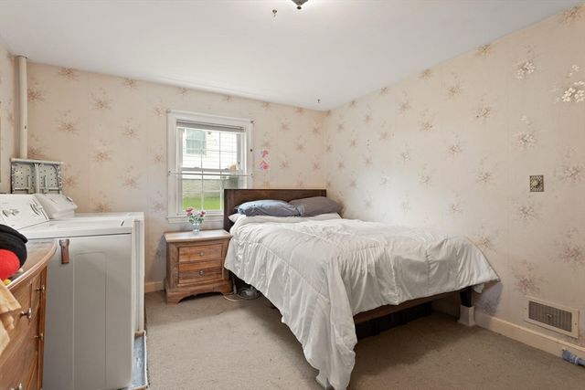12 Stangus Rd, Lynn, MA 01905