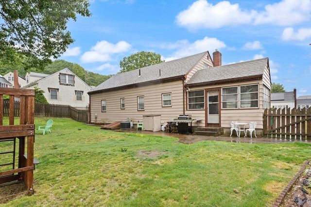 12 Stangus Rd, Lynn, MA 01905