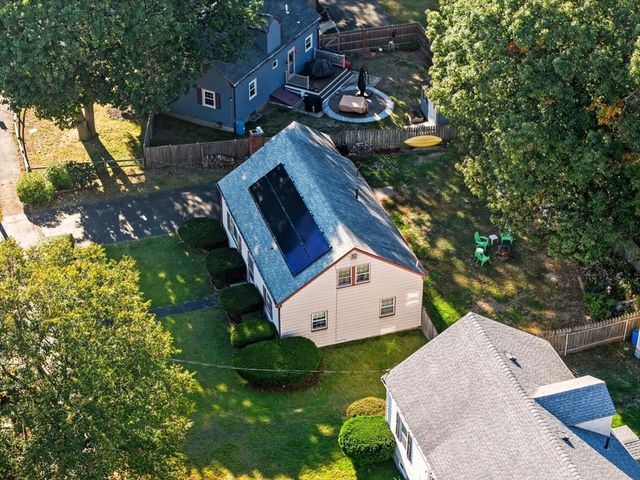 12 Stangus Rd, Lynn, MA 01905