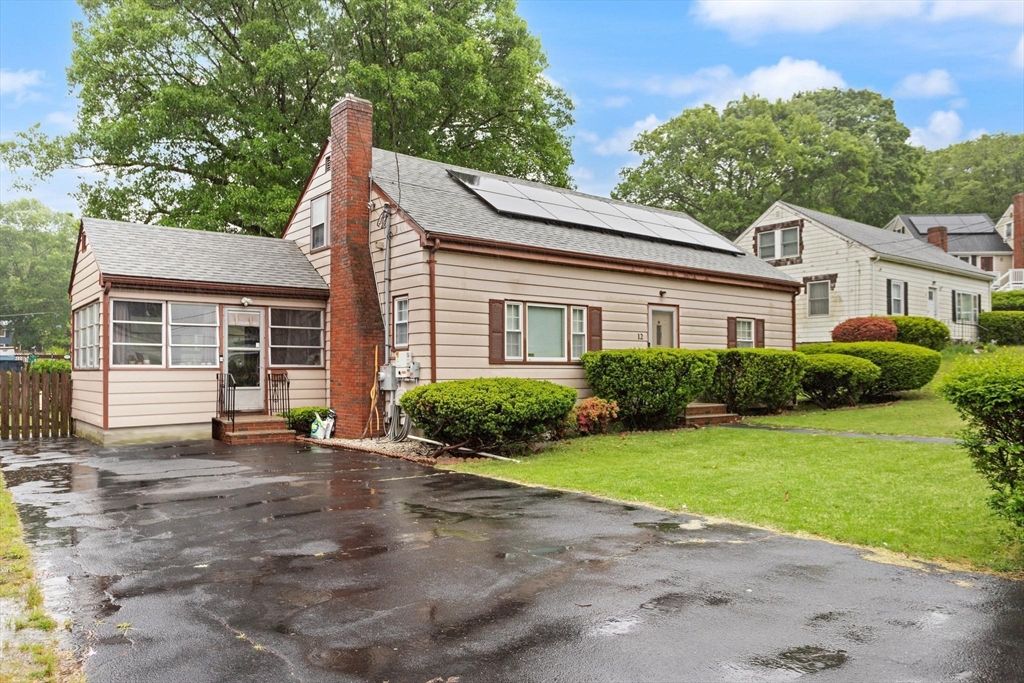 12 Stangus Rd, Lynn, MA 01905
