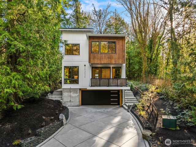 13532 Phelps Road NE, Bainbridge Island, WA 98110