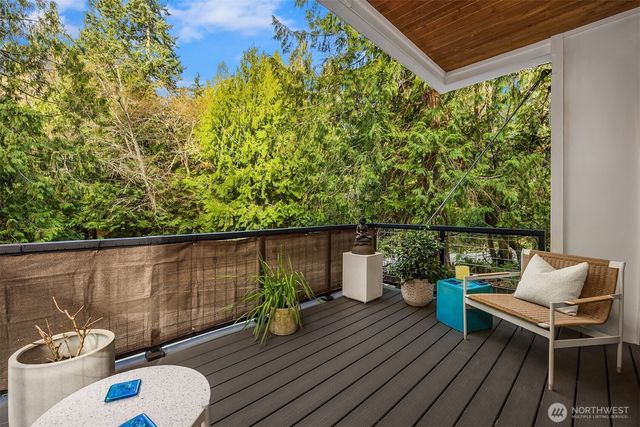 13532 Phelps Road NE, Bainbridge Island, WA 98110