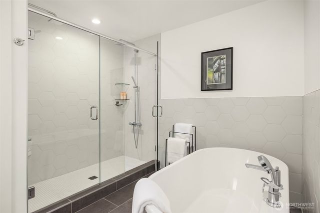 13532 Phelps Road NE, Bainbridge Island, WA 98110