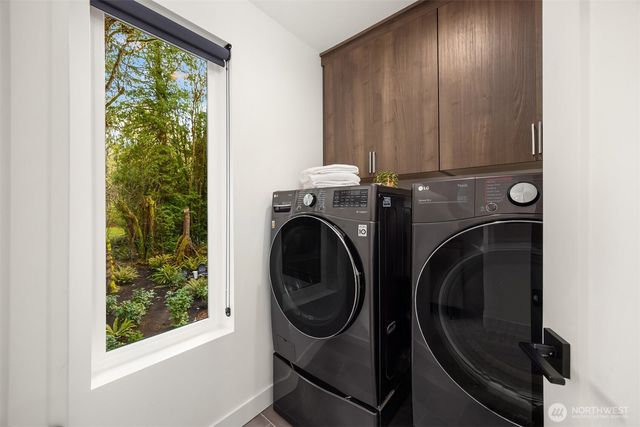 13532 Phelps Road NE, Bainbridge Island, WA 98110