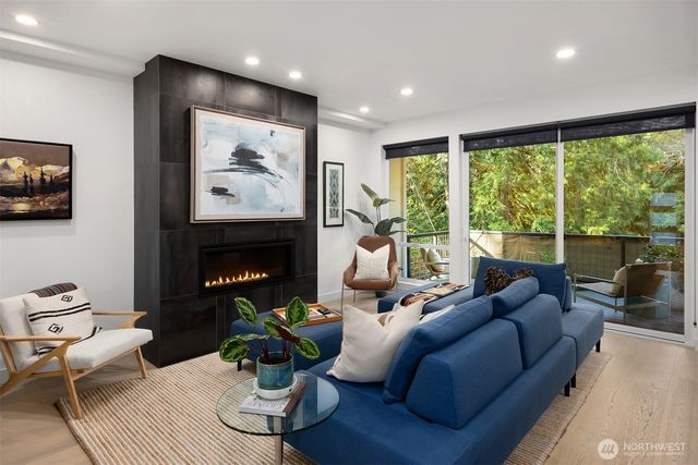 13532 Phelps Road NE, Bainbridge Island, WA 98110