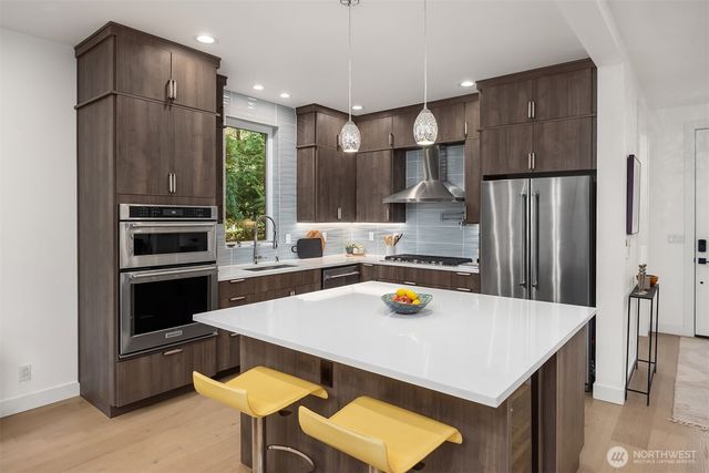 13532 Phelps Road NE, Bainbridge Island, WA 98110