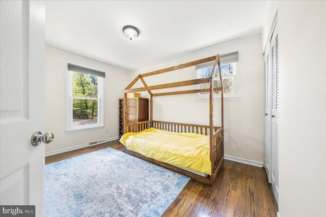225 PINE BLVD, Medford, NJ 08055