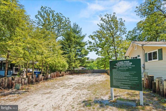225 PINE BLVD, Medford, NJ 08055