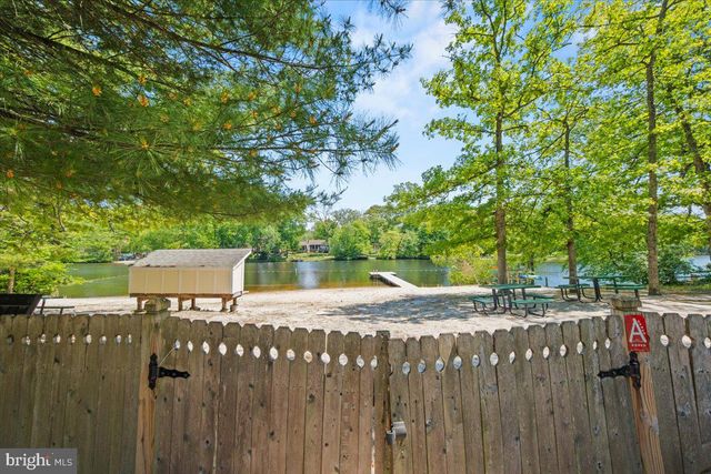 225 PINE BLVD, Medford, NJ 08055