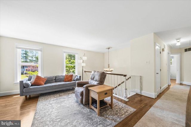 225 PINE BLVD, Medford, NJ 08055