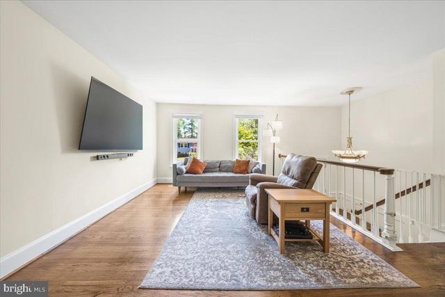 225 PINE BLVD, Medford, NJ 08055