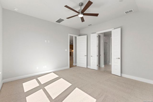 5125 Estates Oak Way, San Antonio, TX 78263