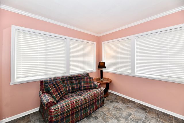 245 S 11th Avenue, Beech Grove, IN 46107
