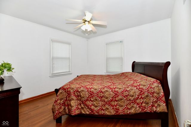 245 S 11th Avenue, Beech Grove, IN 46107