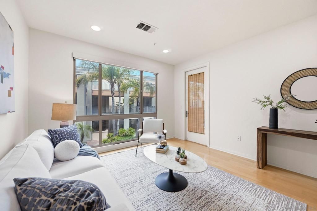 Image 14 of property listing at 3887 Pell Place 221, San Diego, CA 92130