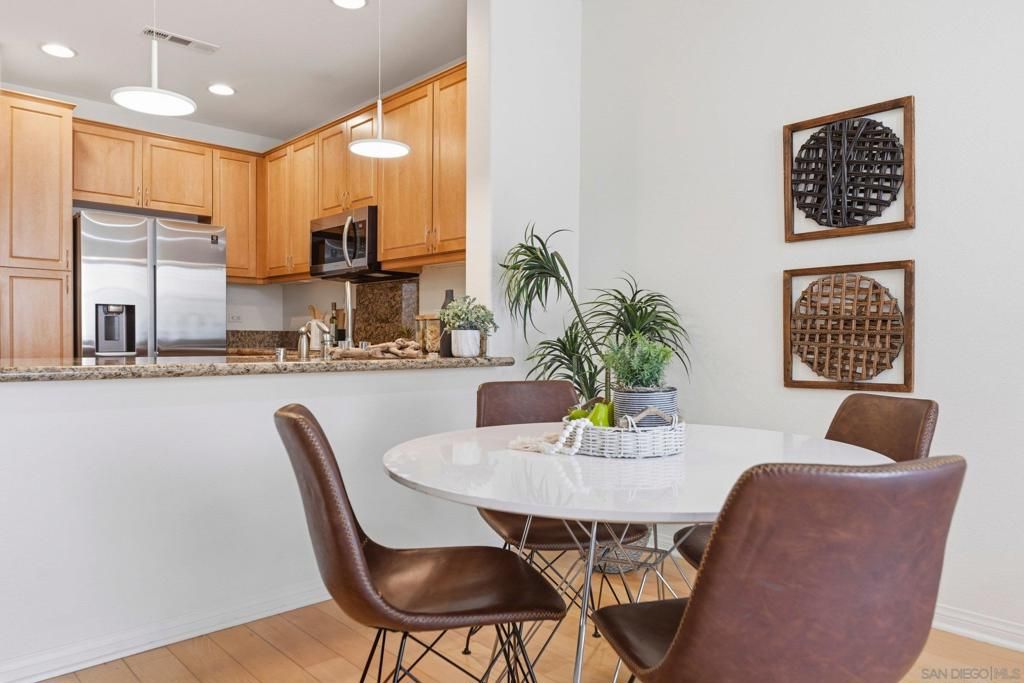 Image 17 of property listing at 3887 Pell Place 221, San Diego, CA 92130