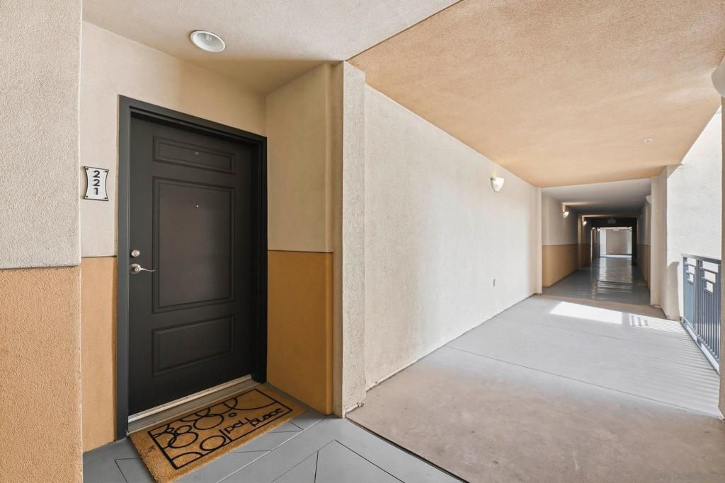 Image 3 of property listing at 3887 Pell Place 221, San Diego, CA 92130