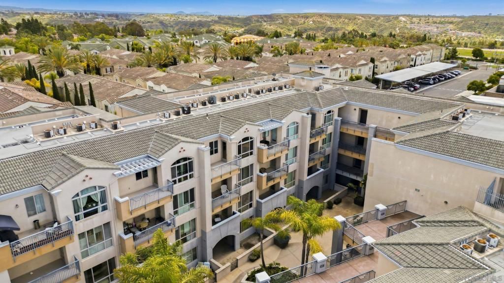 Image 35 of property listing at 3887 Pell Place 221, San Diego, CA 92130