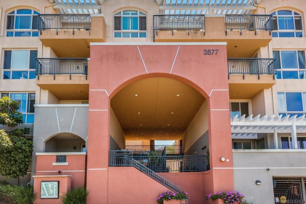 Image 38 of property listing at 3887 Pell Place 221, San Diego, CA 92130