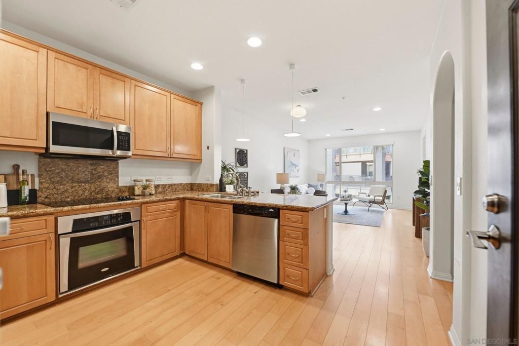 Image 4 of property listing at 3887 Pell Place 221, San Diego, CA 92130