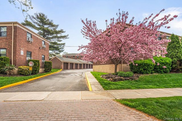 219-50 74th Avenue 328A2, Bayside, NY 11364