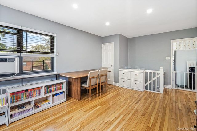 219-50 74th Avenue 328A2, Bayside, NY 11364