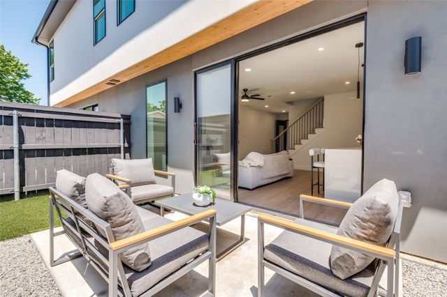 7337 Flyers Way, Dallas, TX 75235