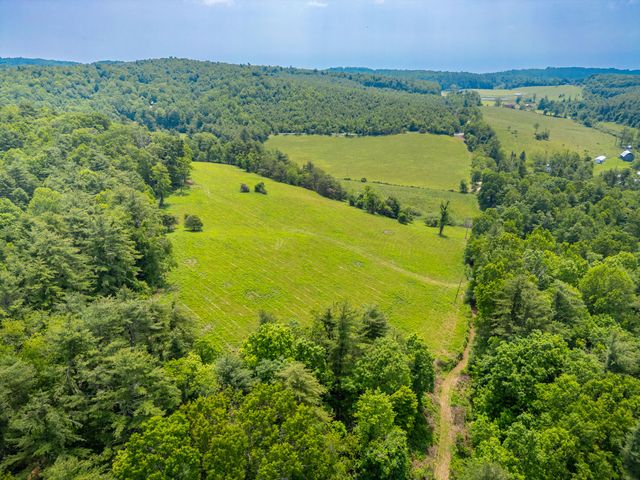 1073 Timberline RD SE, Copper Hill, VA 24079