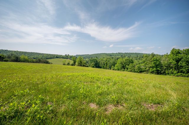 1073 Timberline RD SE, Copper Hill, VA 24079