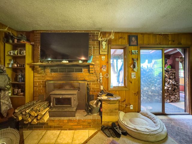 1073 Timberline RD SE, Copper Hill, VA 24079