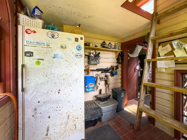 1073 Timberline RD SE, Copper Hill, VA 24079