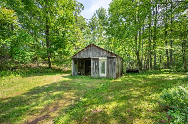 1073 Timberline RD SE, Copper Hill, VA 24079