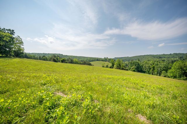 1073 Timberline RD SE, Copper Hill, VA 24079