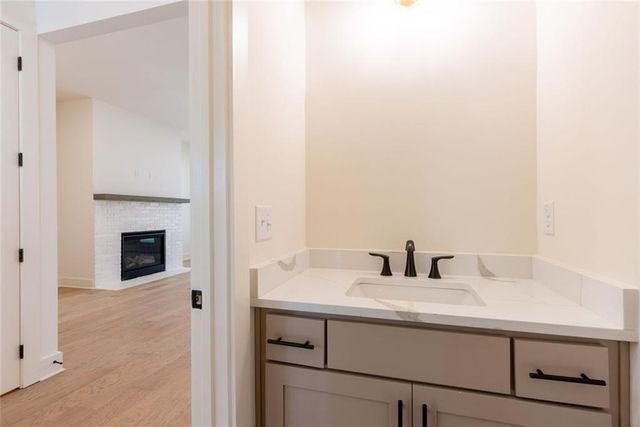 8330 Creekside Overlook Drive, Gainesville, GA 30506