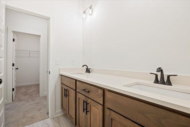 8330 Creekside Overlook Drive, Gainesville, GA 30506