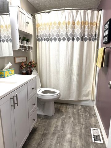 6381 Beaconwood Drive, Anderson Twp, OH 45230