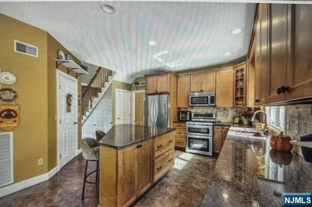 332 Lake Wallkill Road, Sussex, NJ 07461