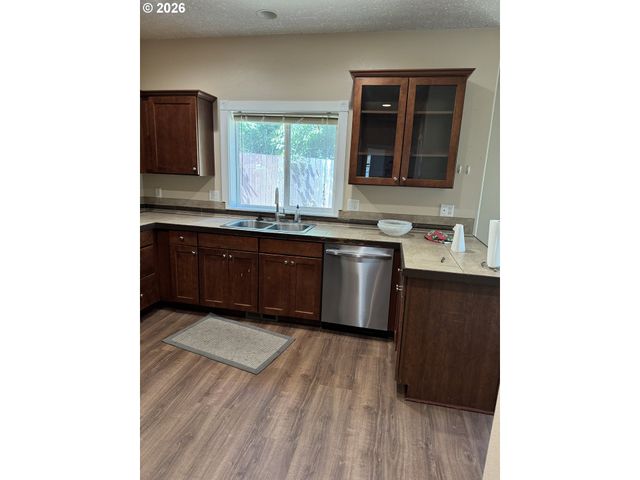 359 BRIDGE St, Fairview, OR 97024