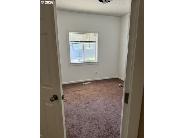 359 BRIDGE St, Fairview, OR 97024