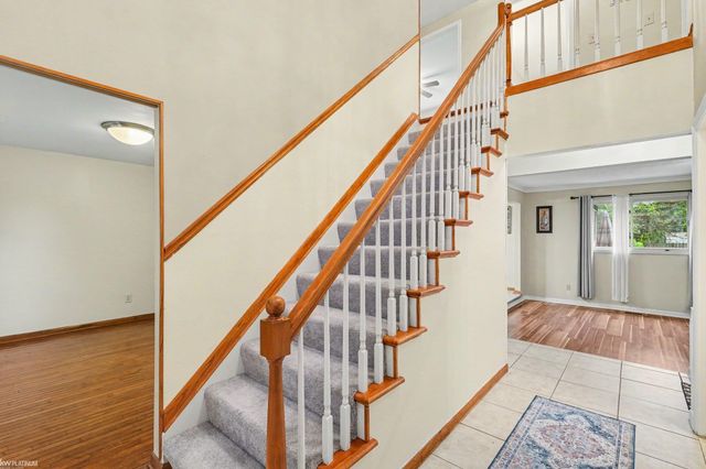 16257 Woodstream Drive, Clinton Township, MI 48038