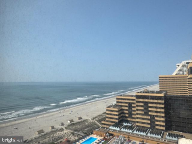 2721 BOARDWALK, Atlantic City, NJ 08401