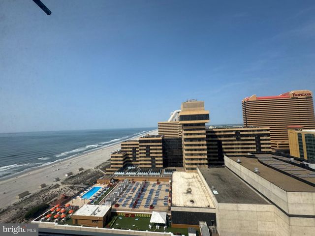 2721 BOARDWALK, Atlantic City, NJ 08401
