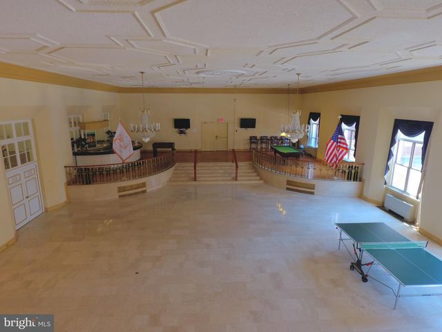 2721 BOARDWALK, Atlantic City, NJ 08401