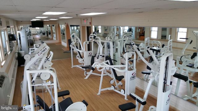 2721 BOARDWALK, Atlantic City, NJ 08401