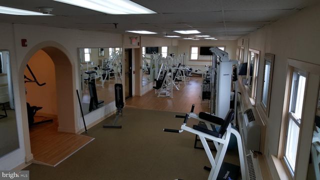 2721 BOARDWALK, Atlantic City, NJ 08401