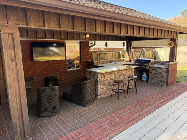 2630 Devlin Way, Cantonment, FL 32533