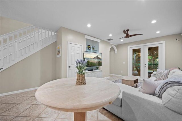 443 Pumpkin Drive, Palm Beach Gardens, FL 33410