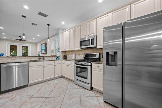 443 Pumpkin Drive, Palm Beach Gardens, FL 33410